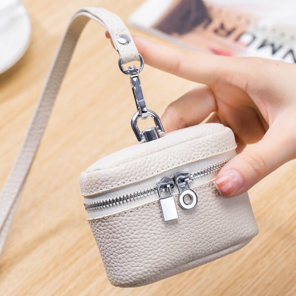Leather Small Neck-hanging Coin Purse Simple And Portable - Image 6