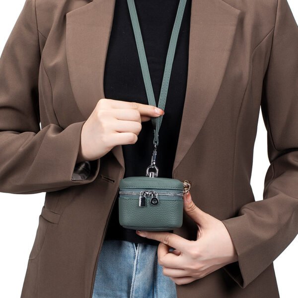 Leather Small Neck-hanging Coin Purse Simple And Portable - Image 8