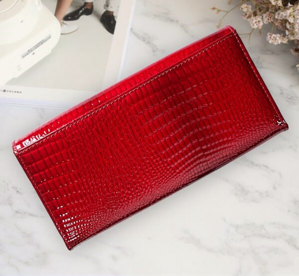 Patent Leather Crocodile Pattern Women's Wallet High-grade Red Lock Clutch - Image 4