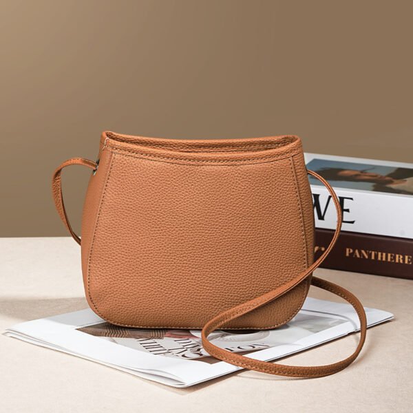 Popular Women's Trendy Versatile Cowhide Messenger Bag - Image 3
