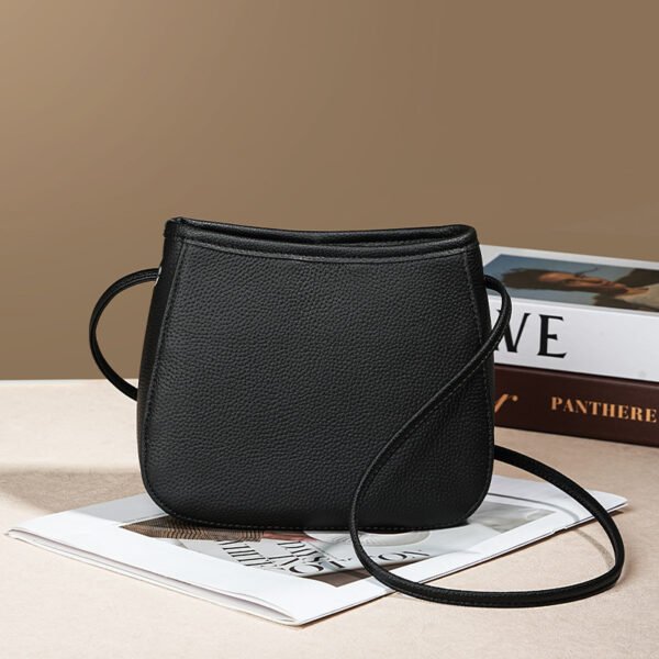 Popular Women's Trendy Versatile Cowhide Messenger Bag - Image 6