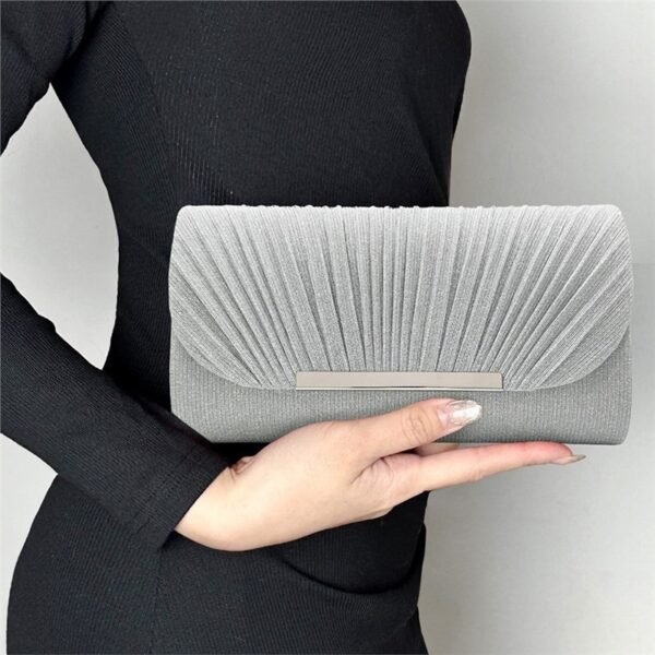 Women's Hardware Edge Party Pattern Fine Pink Clutch - Image 9